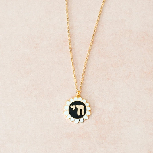 Chai Flower Necklace Black and White