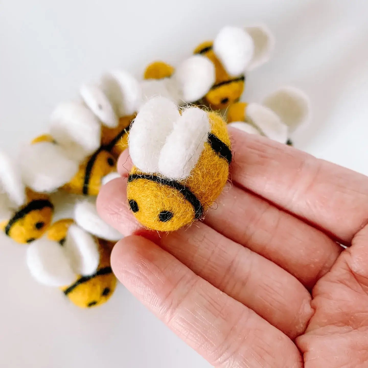 Small Felt Bumble Bee / Honey Bee