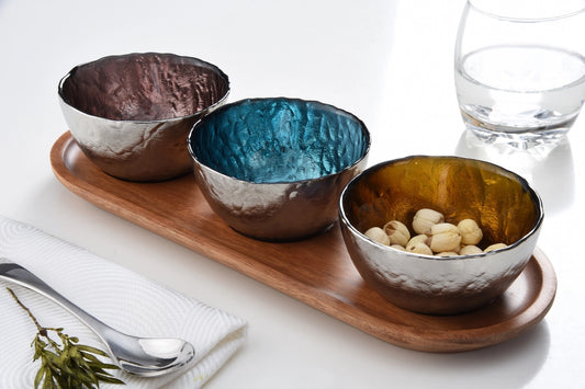 Entertaining 3-pc bowl and tray set