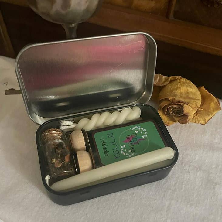 Pocket-Sized Shabbat & Havdalah Travel Kit